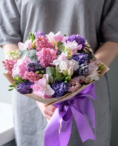 Бесплатная доставка цветов в Верхоянске